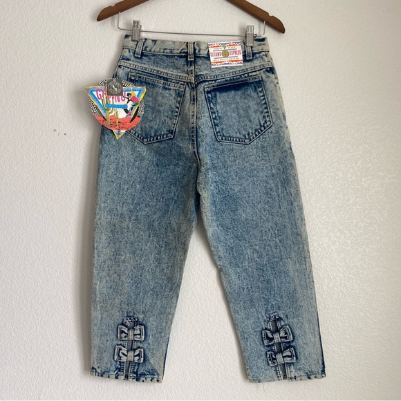 Gitano Denim - NWT Vintage Gitano acid wash tapered bow tie denim capris, 9/10
